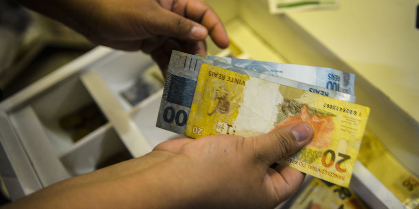 Brasileiros ainda não sacaram R$ 7,18 bi de valores a receber – finanças brasil