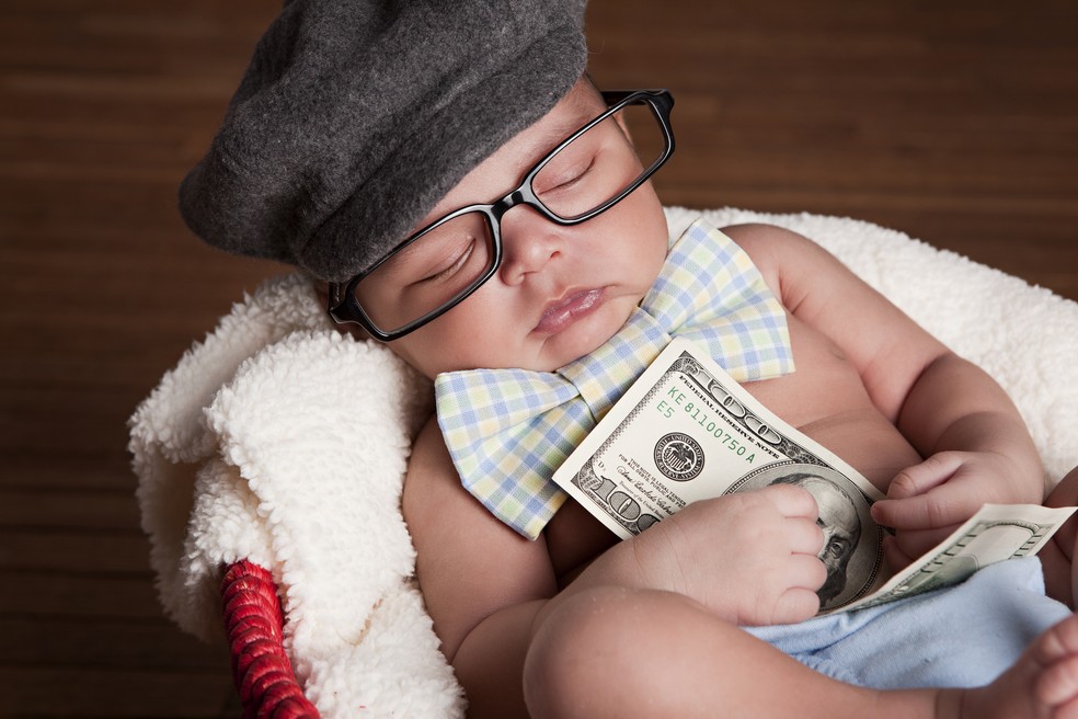 bebe dormindo dólar — Foto: Getty Images