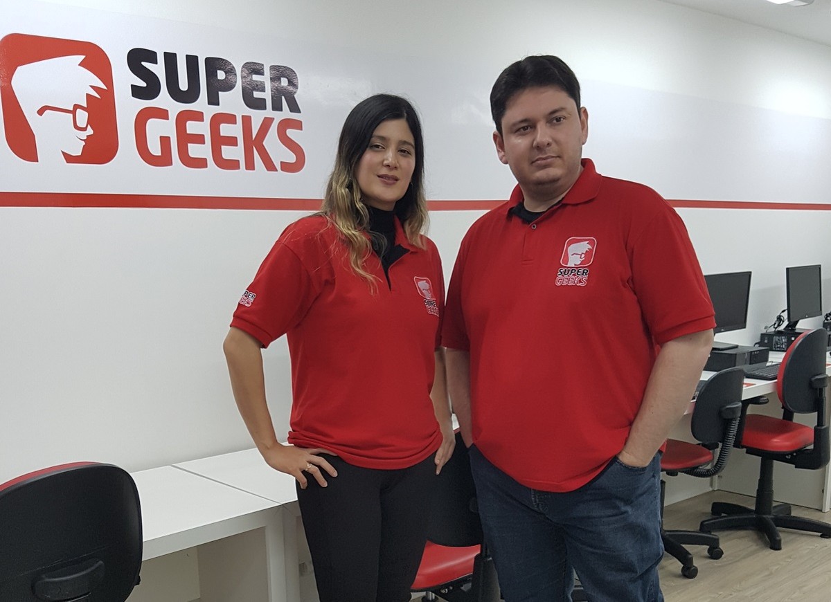 Franquia SuperGeeks anuncia aquisição da CodeBuddy, escola de grupo de Jorge Paulo Lemann | Franquias