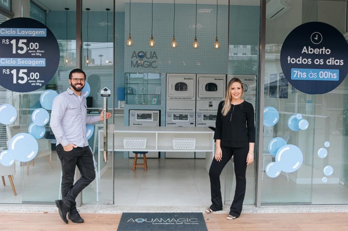 'Laundry office': franquia de lavanderias autônomas fatura com espaço para cliente trabalhar no local | Franquias