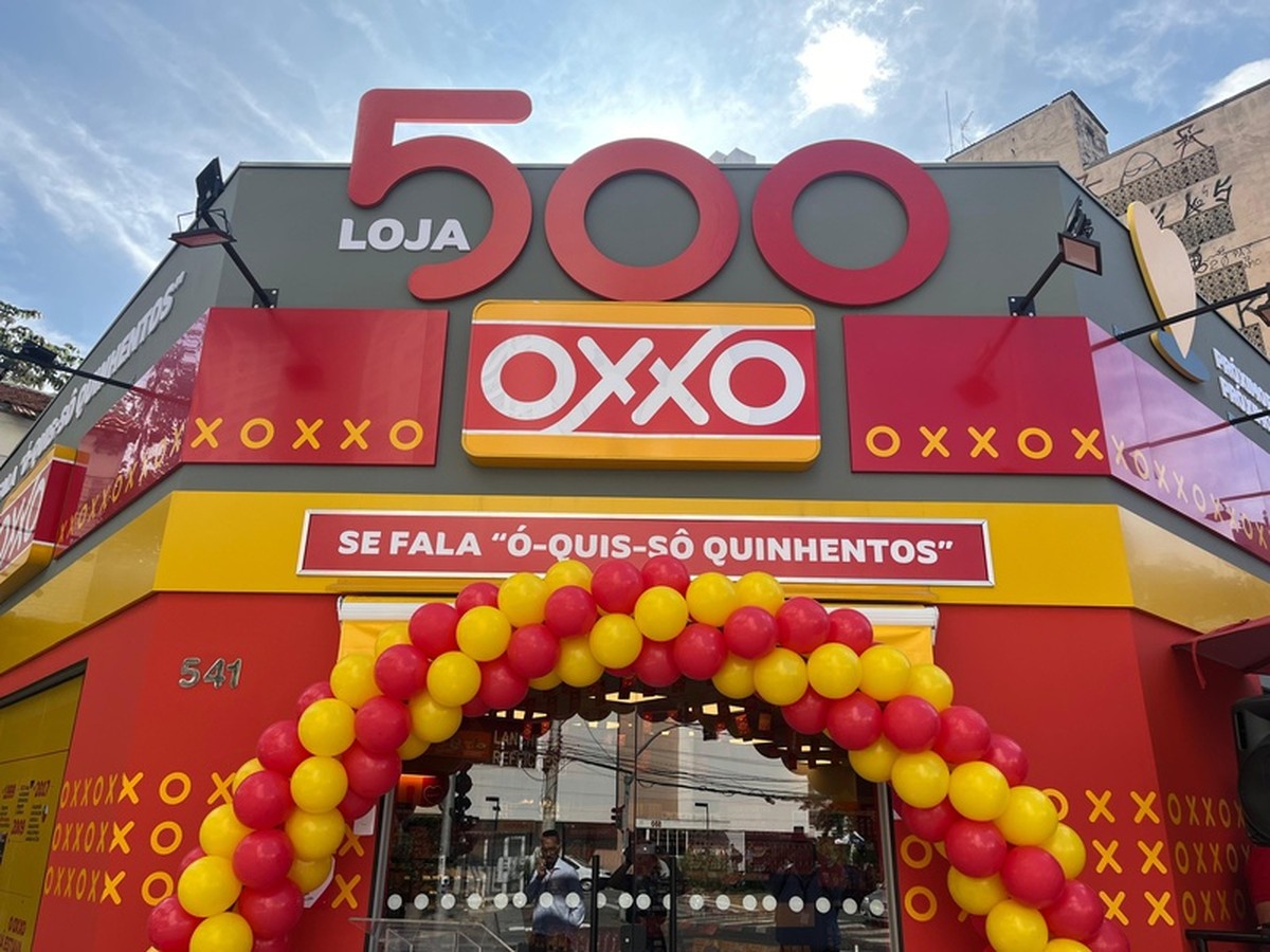 Oxxo é franquia? Rede chegou a 500 lojas no Brasil em três anos | Negócios