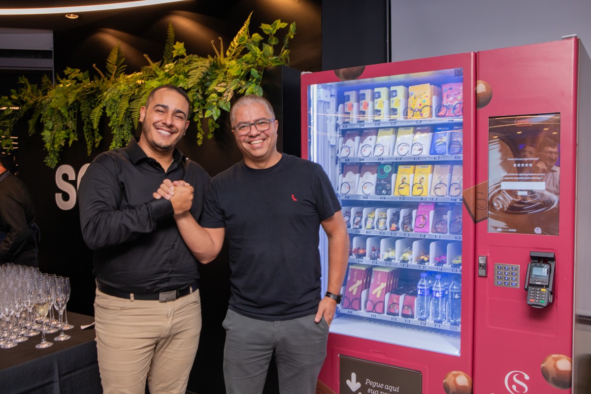 Cacau Show aposta em vending machines para turbinar faturamento das franquias | Franquias