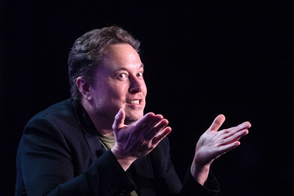 Investidor da Tesla acusa Elon Musk de negociações da ordem R$ 40 bi com informações privilegiadas