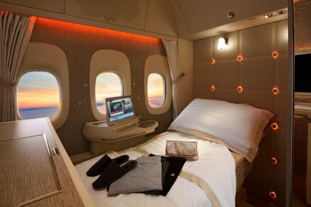 Emirates investe US$ 2 bi para seguir no topo das aéreas