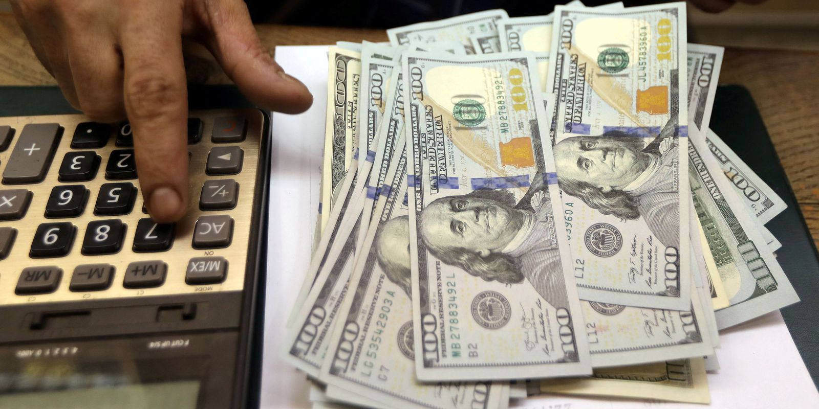 Dólar cai para R$ 5,05 em dia de alívio nos Estados Unidos – finanças brasil