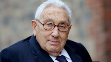 Henry Kissinger, diplomata americano e ganhador do Prêmio Nobel, morre aos 100 anos