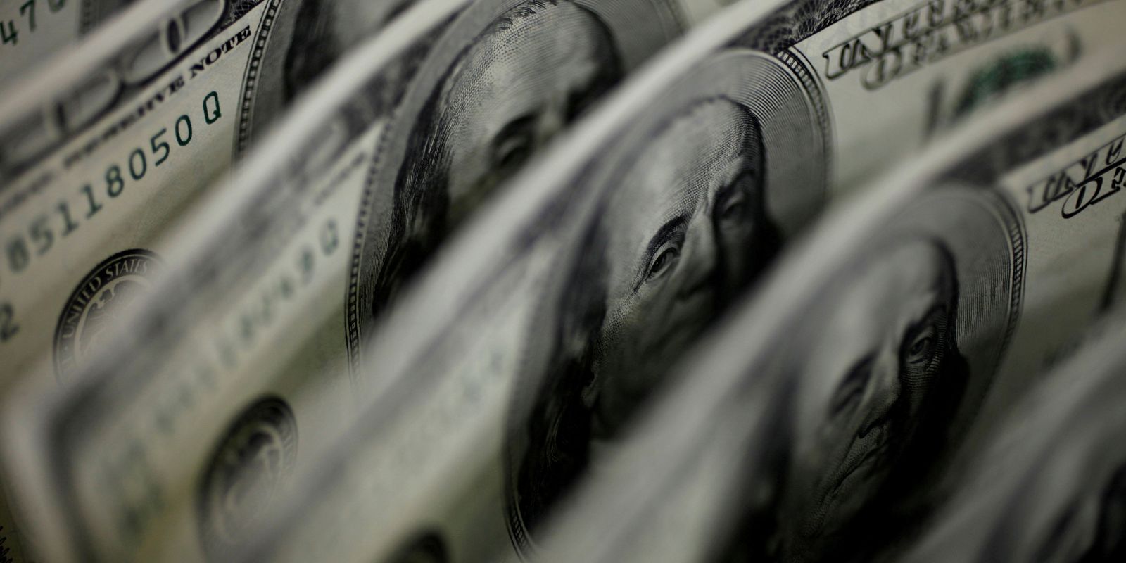 Dólar cai para R$ 4,86 e fecha no menor valor em dois meses – finanças brasil