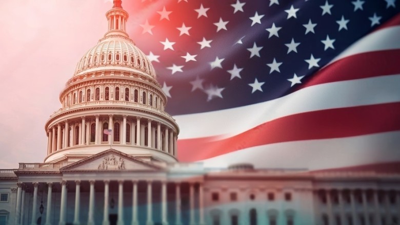 Inflação nos EUA acelera em fevereiro e mantém pressão sobre decisões do Fed