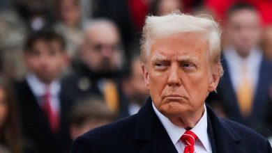 Em ataque político, Trump cobra demissão de Powell